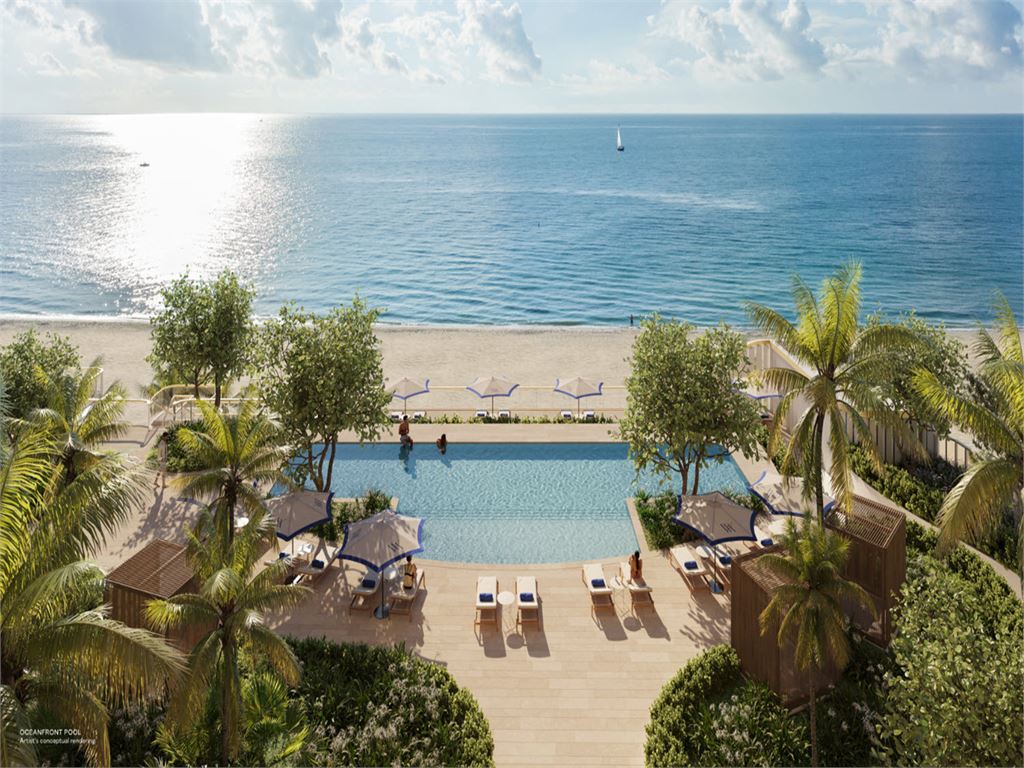 Waldorf Astoria Pool